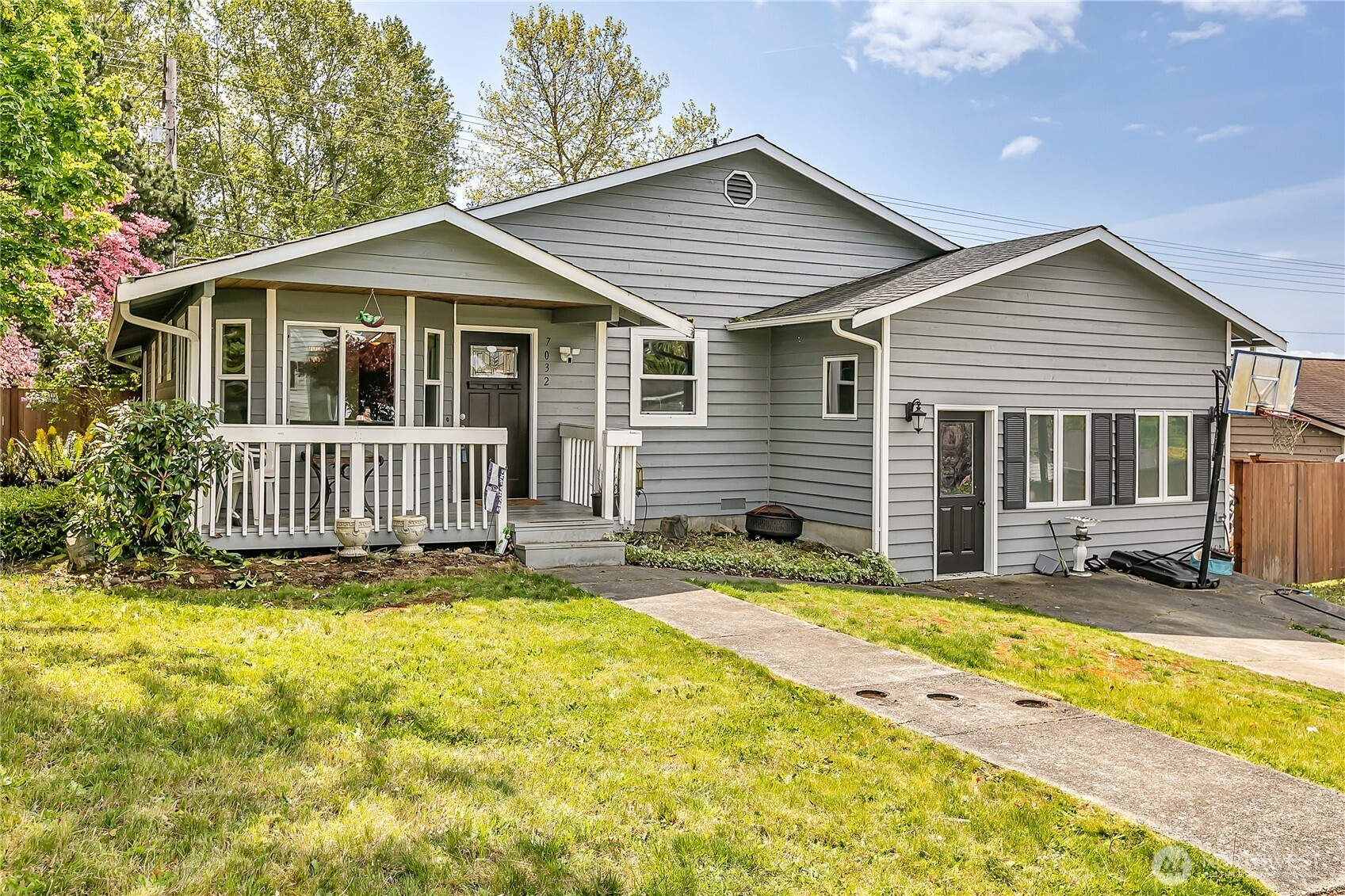 7032 65th Street Property Photo