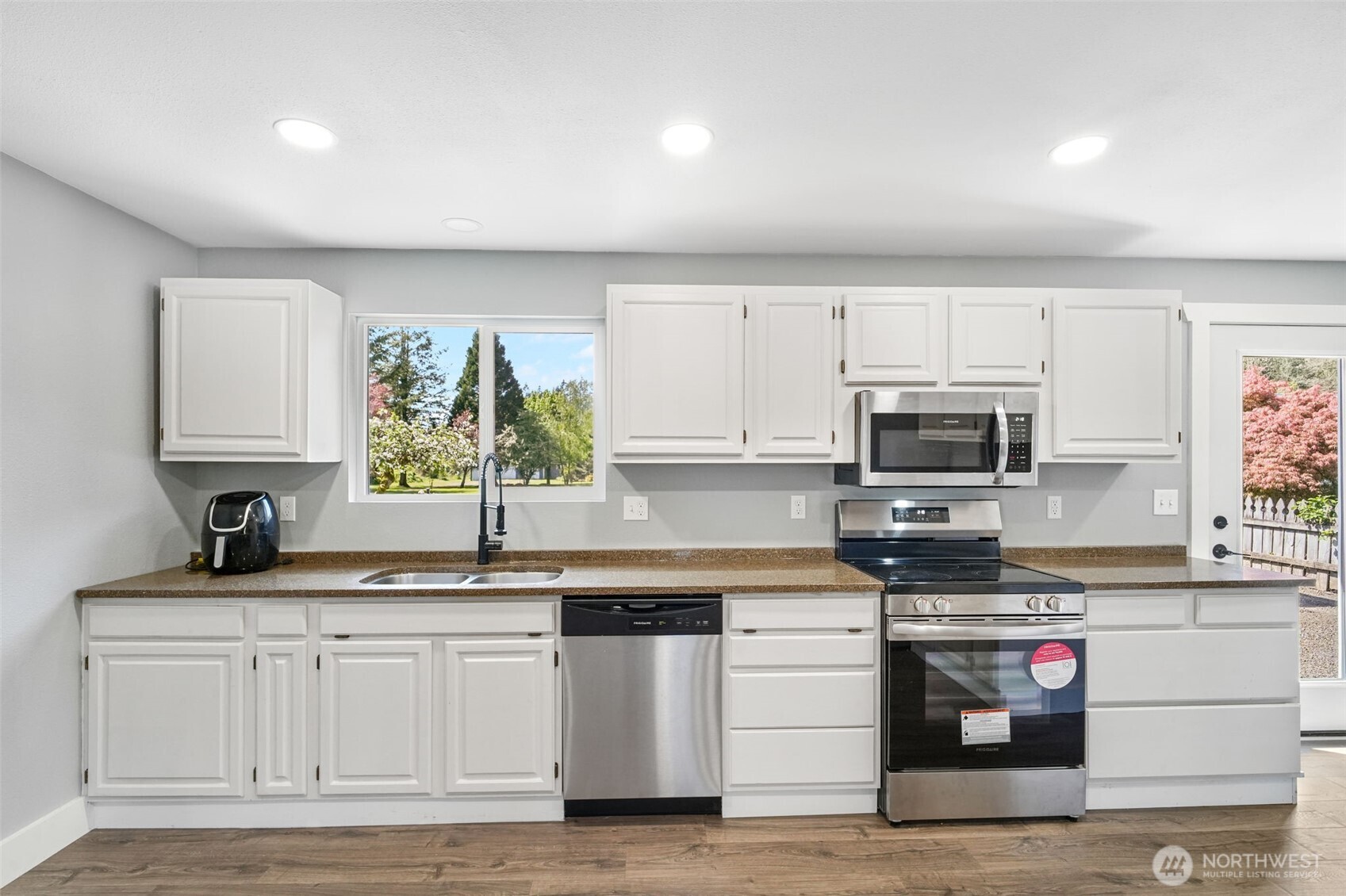 245 Stowell Road Property Photo 8