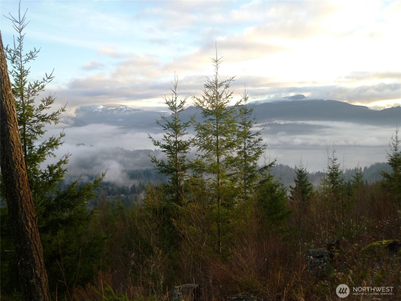 20 Academy Highlands Property Photo 5