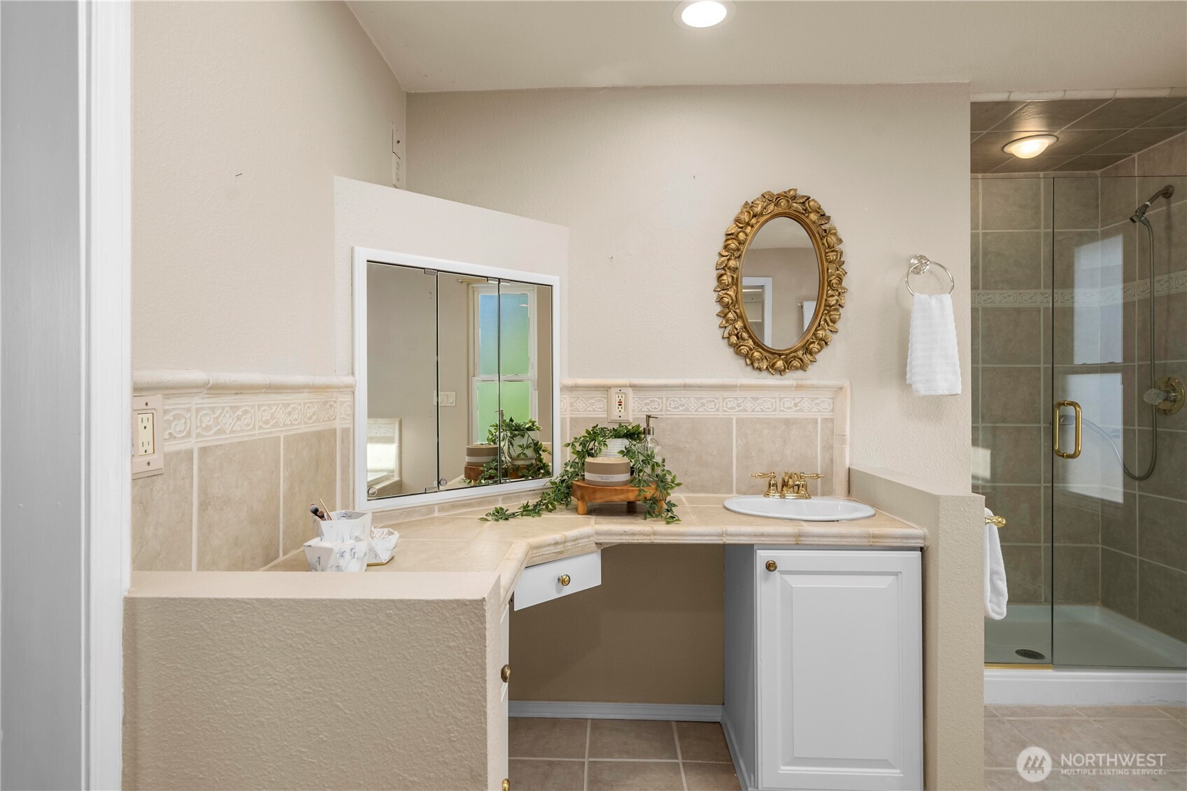 1319 Madrona Way Property Photo 20