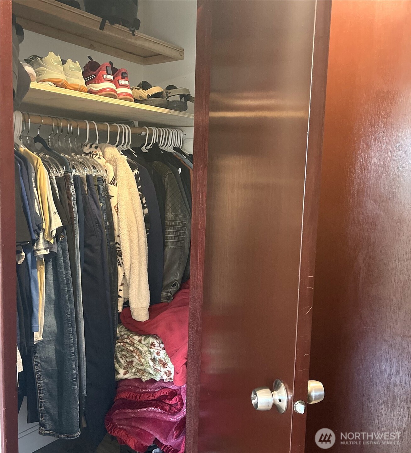 1017 Ballentine Street Property Photo 21