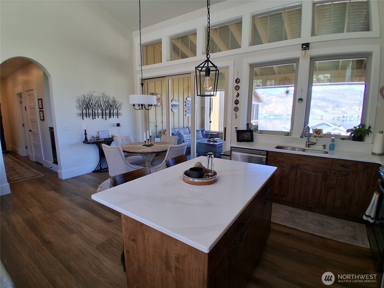 130 Village Way Property Photo 14