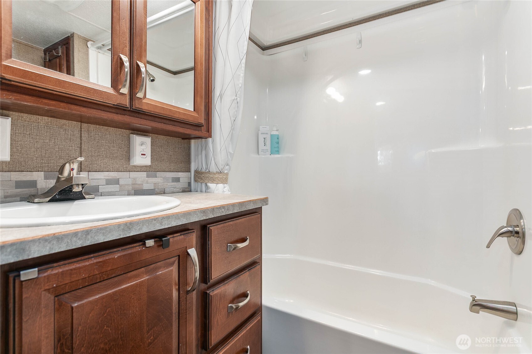 990 S Lake Whatcom Blvd 9 Property Photo 15