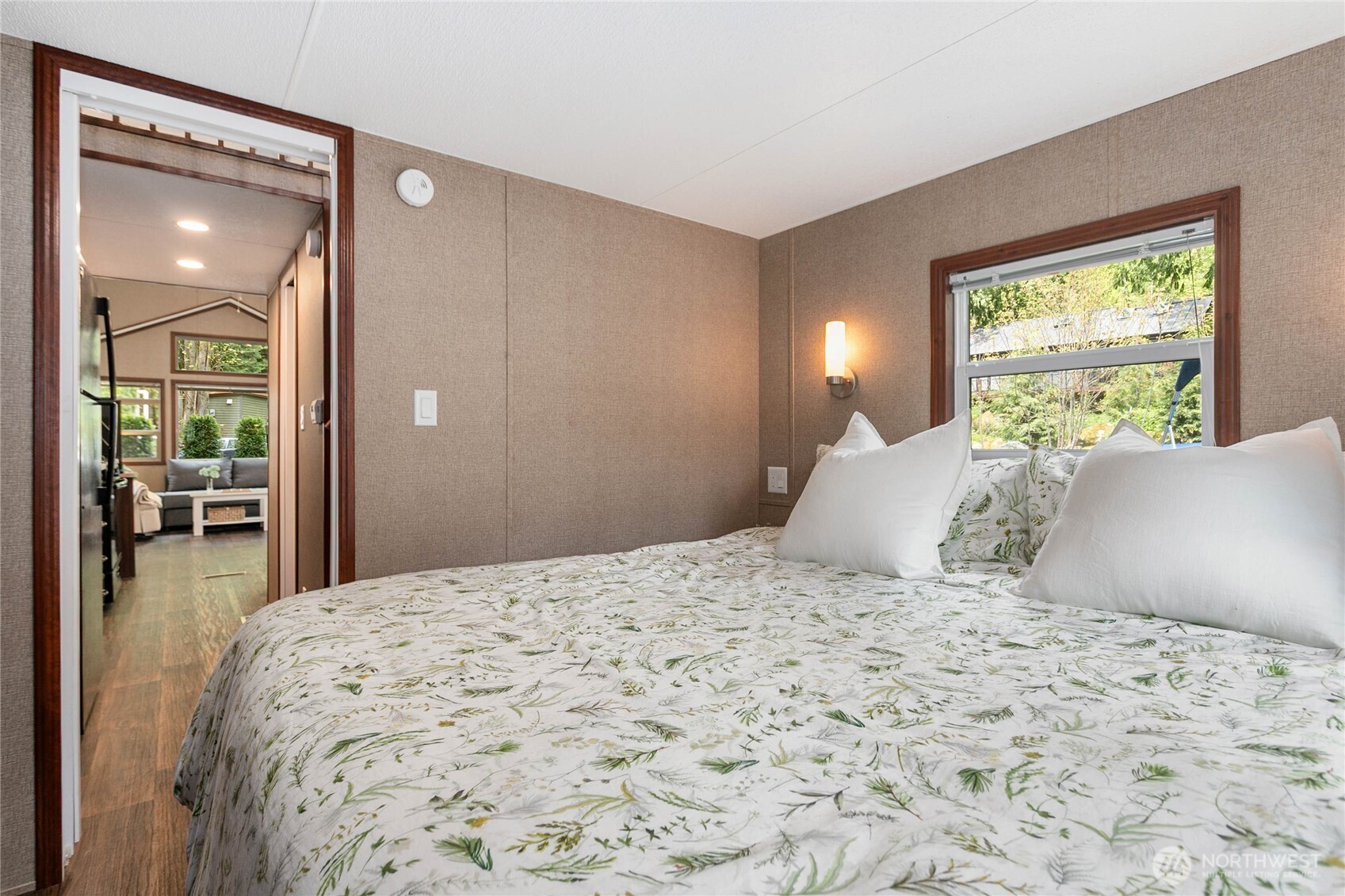 990 S Lake Whatcom Blvd 9 Property Photo 18