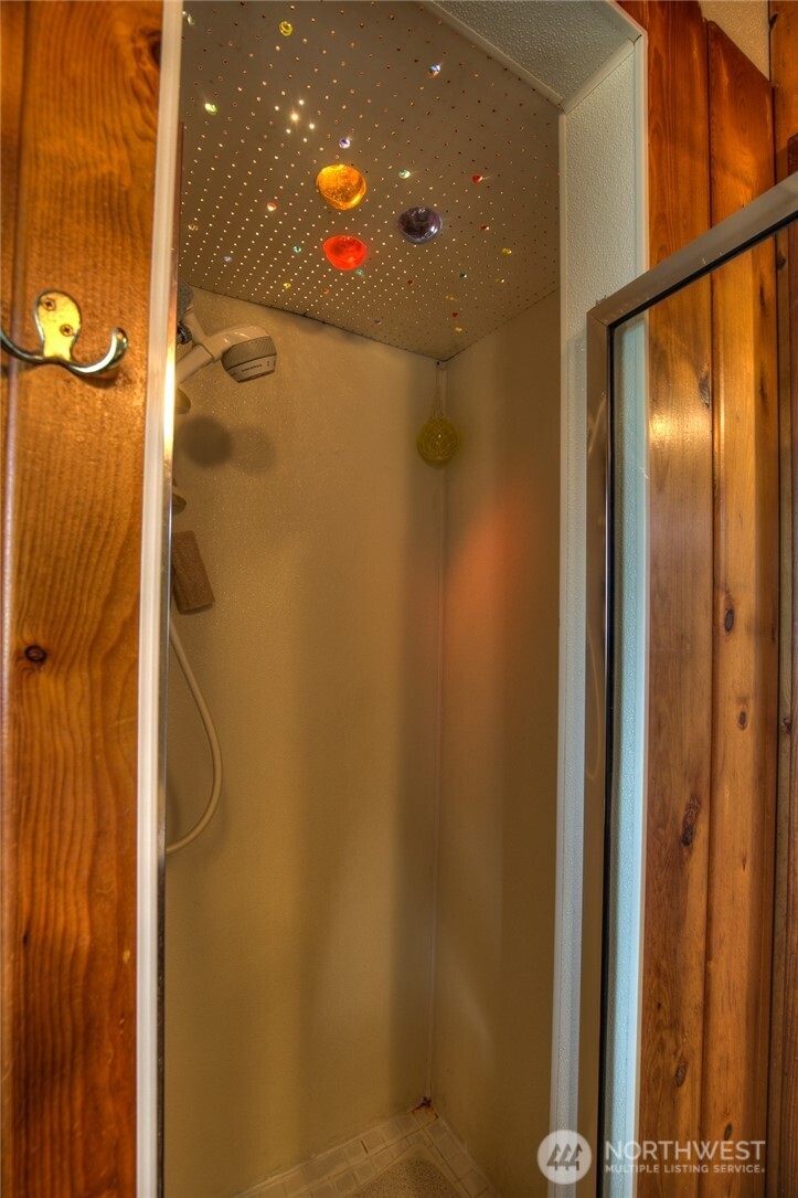 420 W Lough Lane Property Photo 18