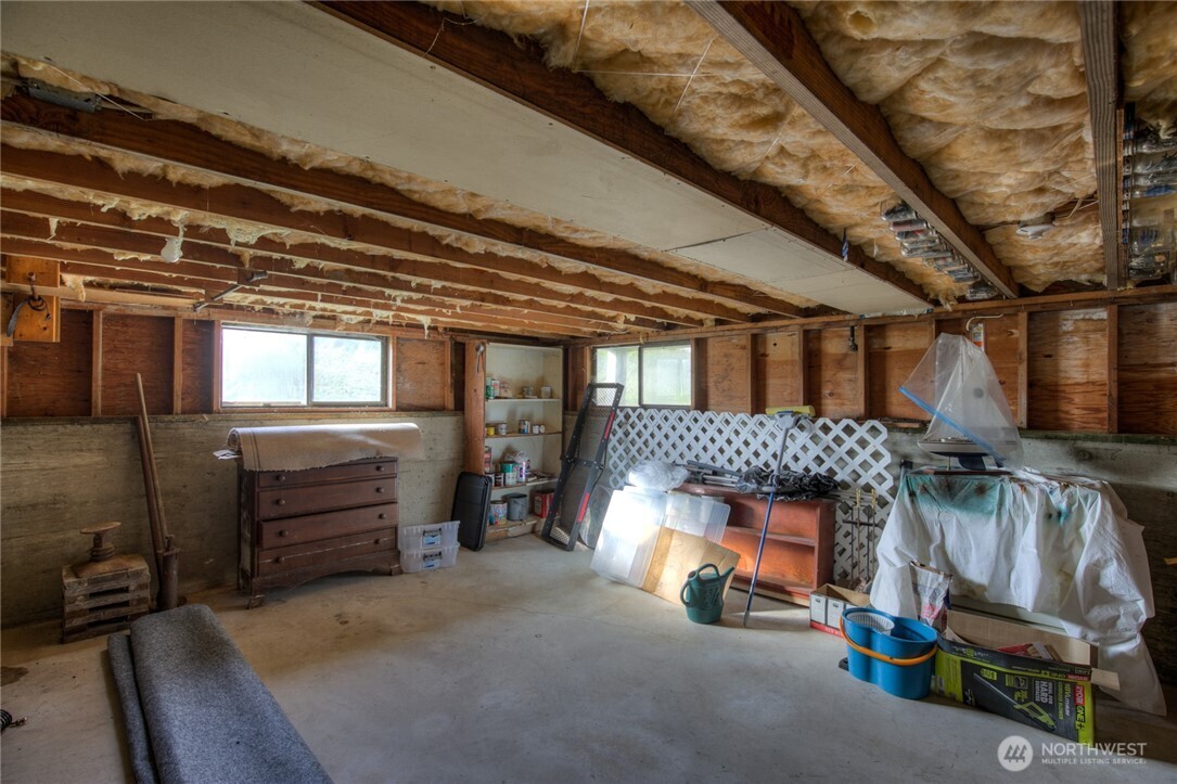 420 W Lough Lane Property Photo 33