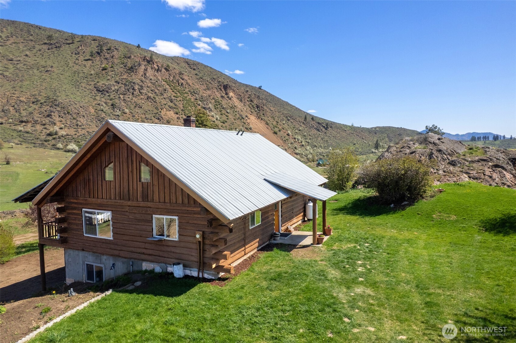 364 East Chewuch Road Property Photo