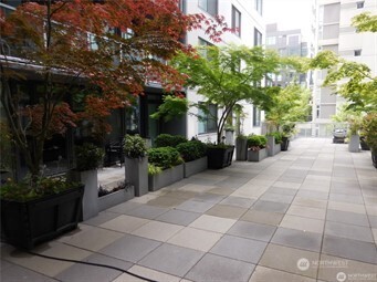 76 Cedar Street 608 Property Photo 6