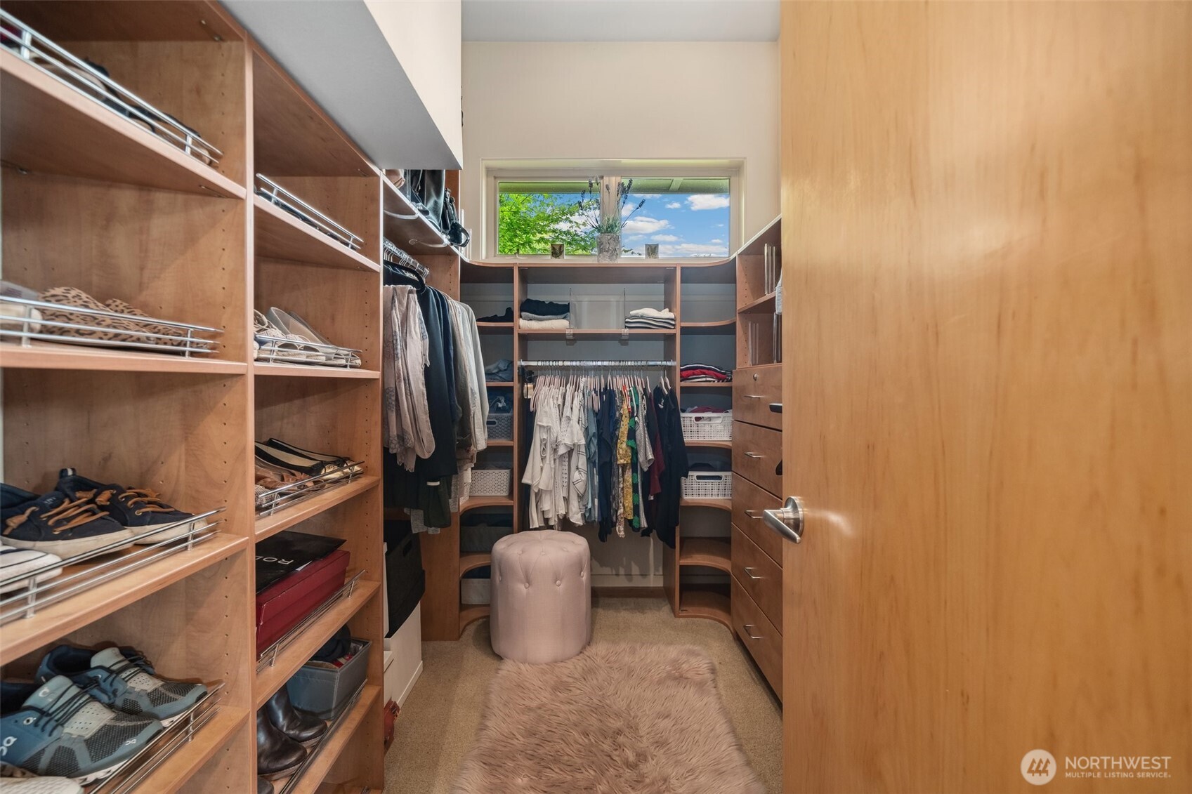 840 Nw Deerfern Loop Property Photo 18