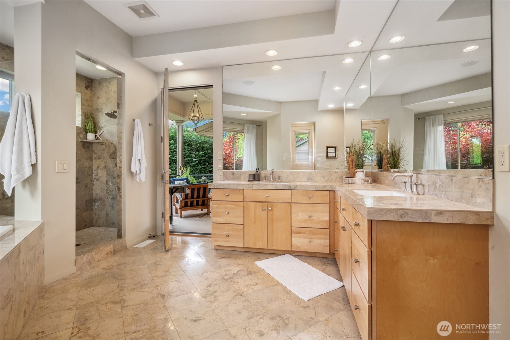 840 Nw Deerfern Loop Property Photo 19