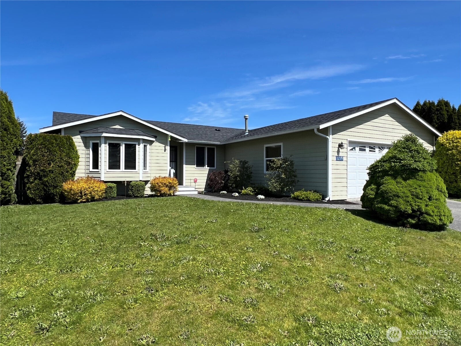 1219 E Gilkey Road Property Photo