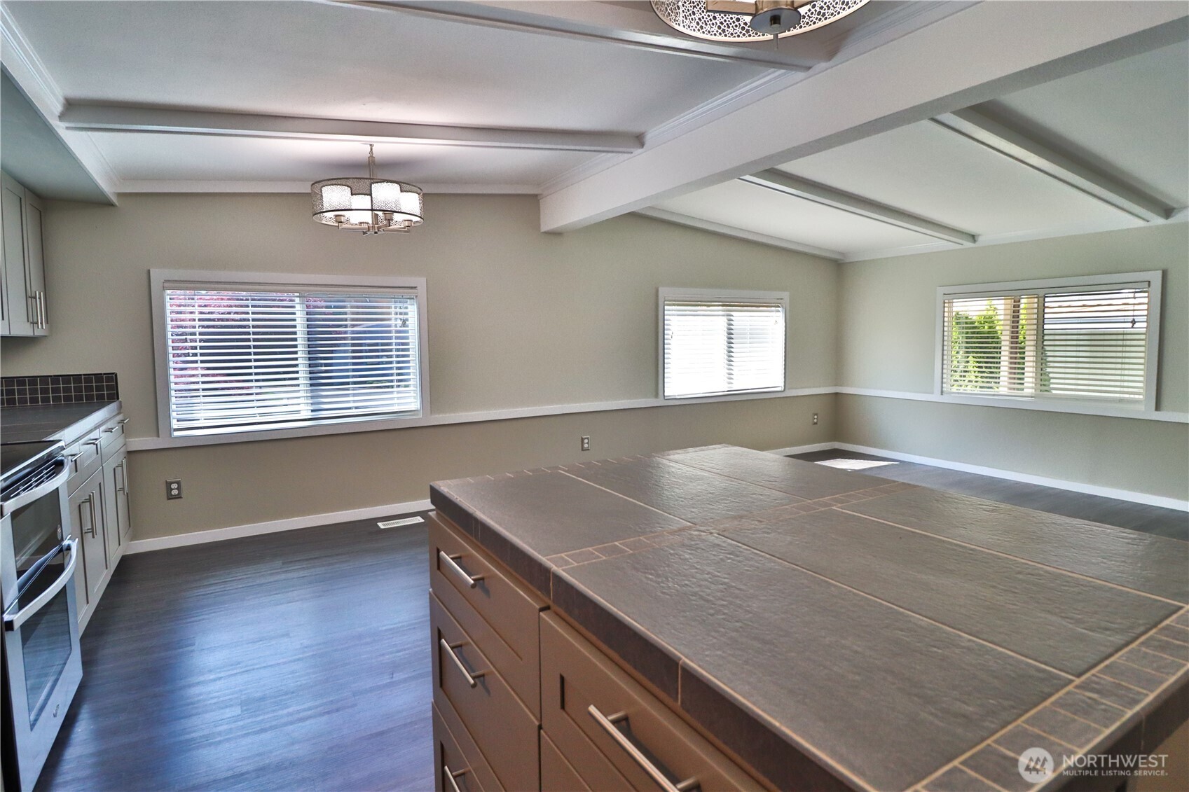 2500 S 370 Street 12 Property Photo 6