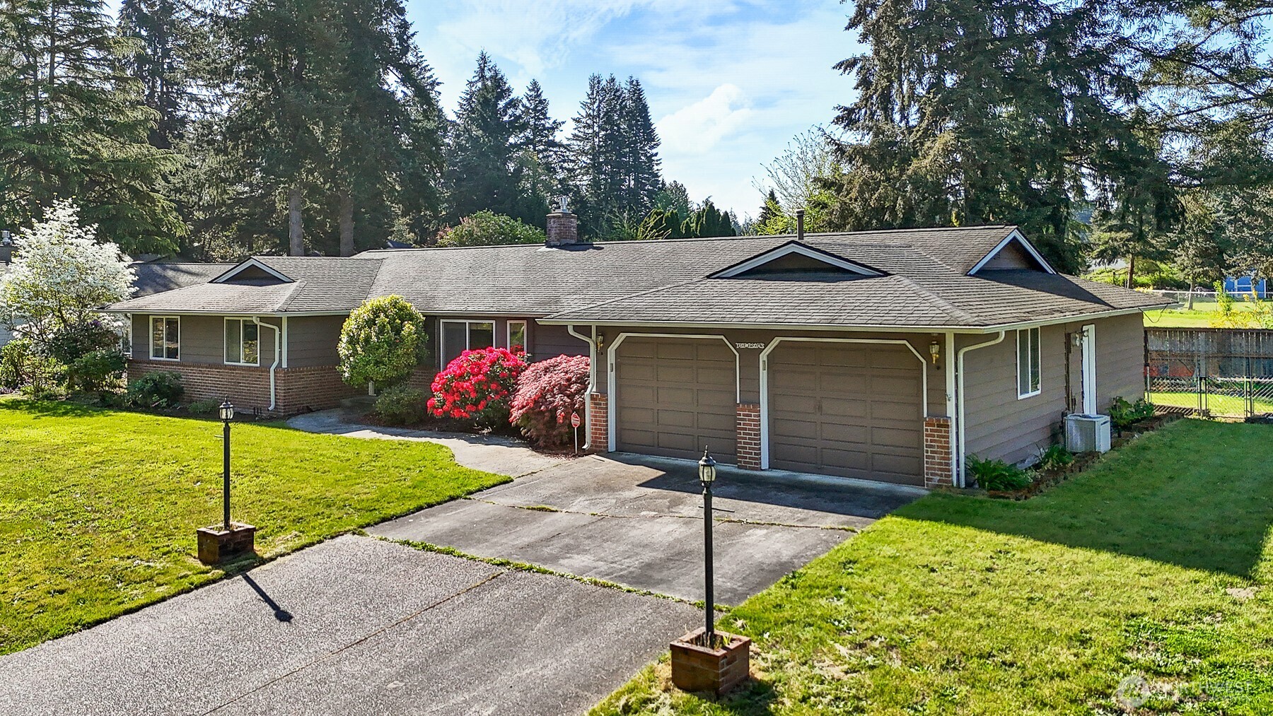 7129 6th Ave Property Photo 1