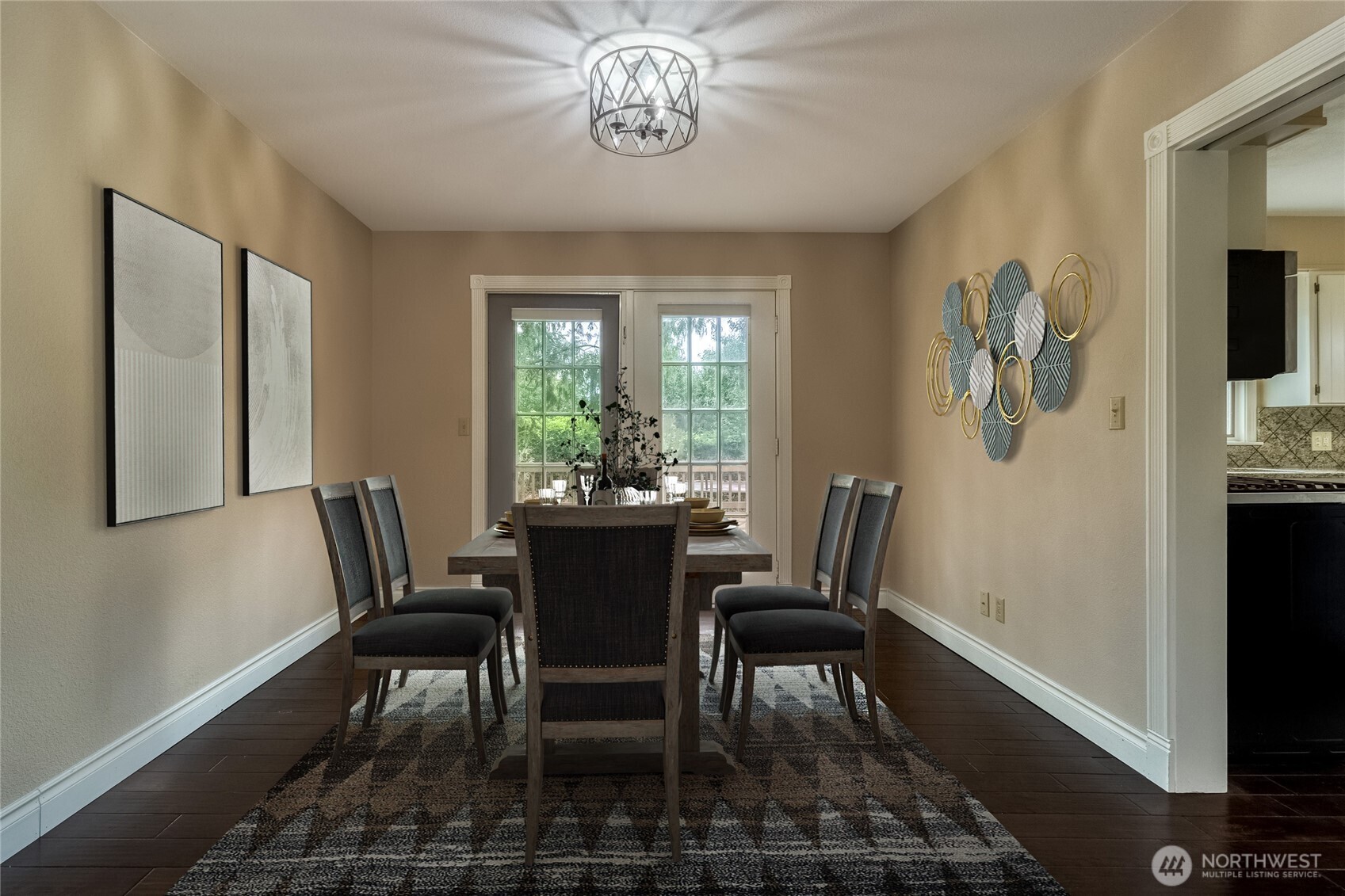 958 Abbott Rd Property Photo 4