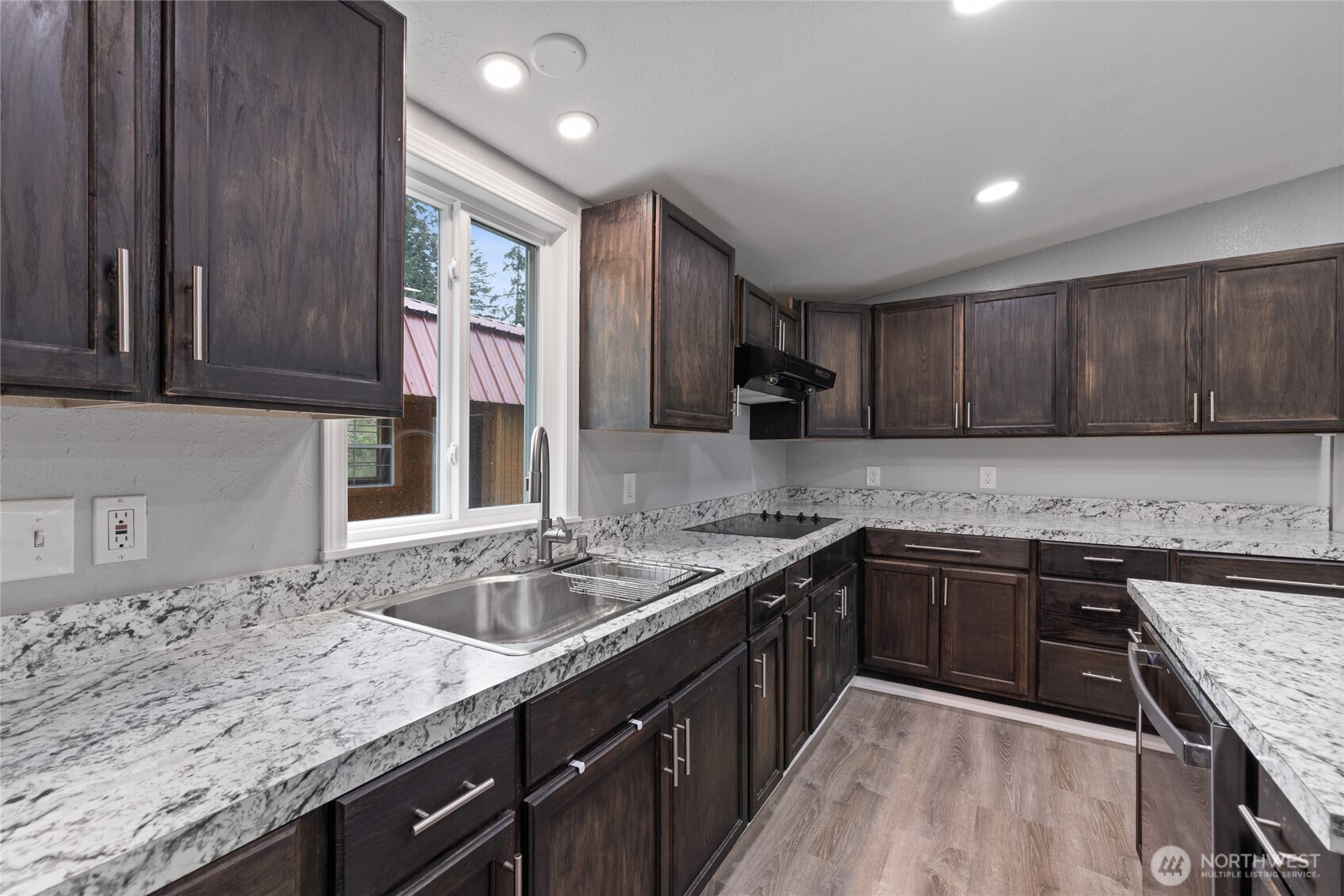 28602 75th Avenue Property Photo 23