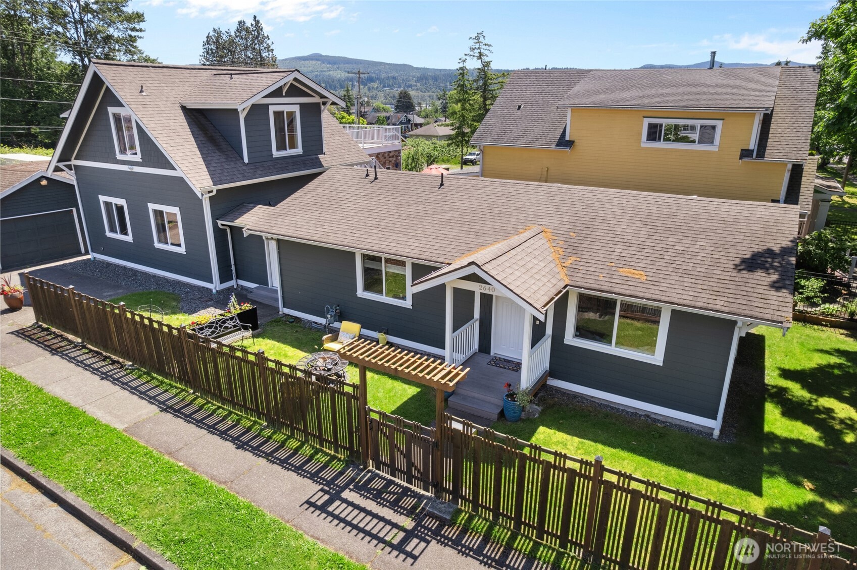 2640 James Street Property Photo 1