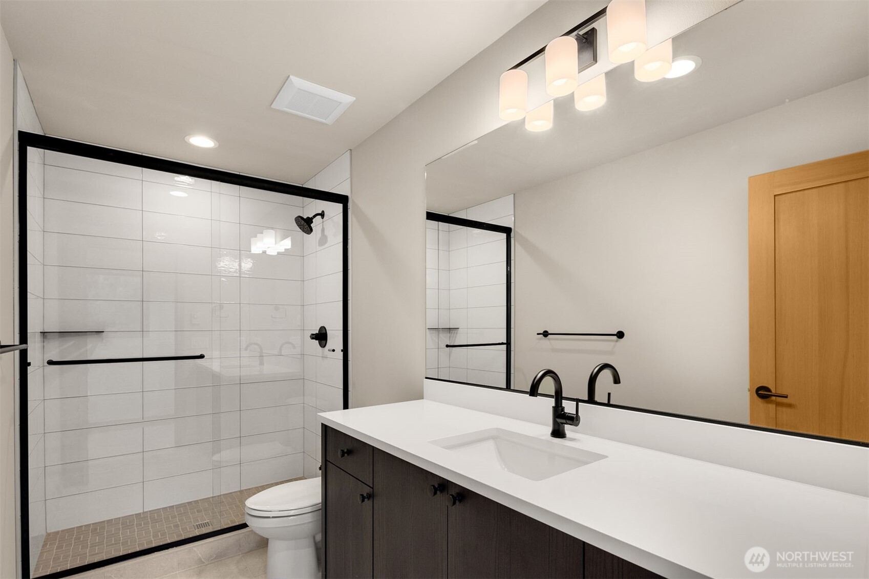 1721 Forest Ridge Drive Property Photo 33