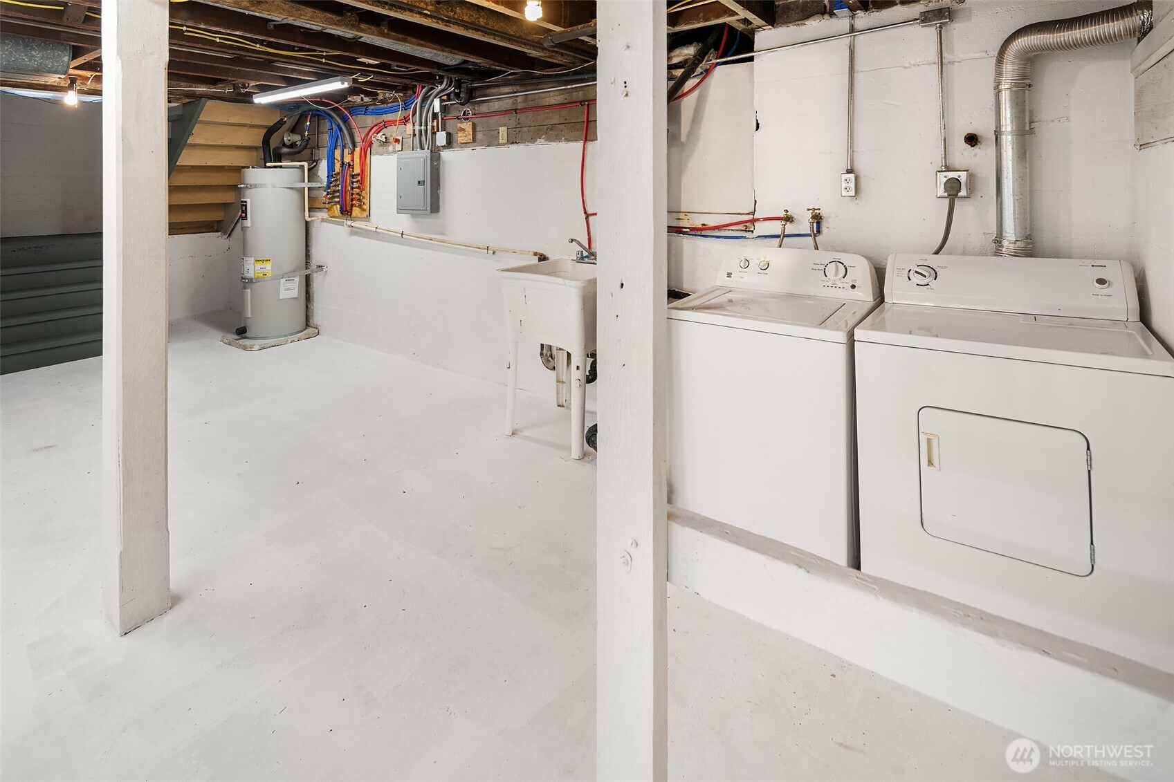 47 West Road Property Photo 23