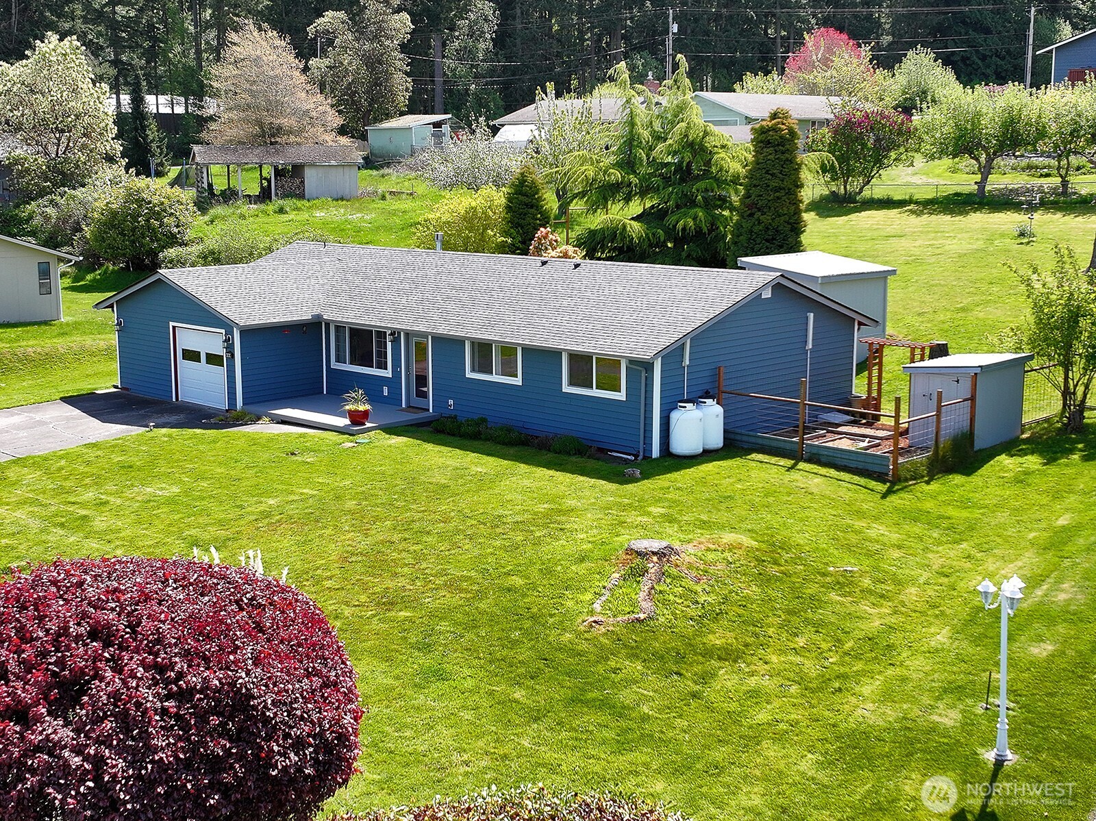 480 Hazelwood Drive Property Photo 1