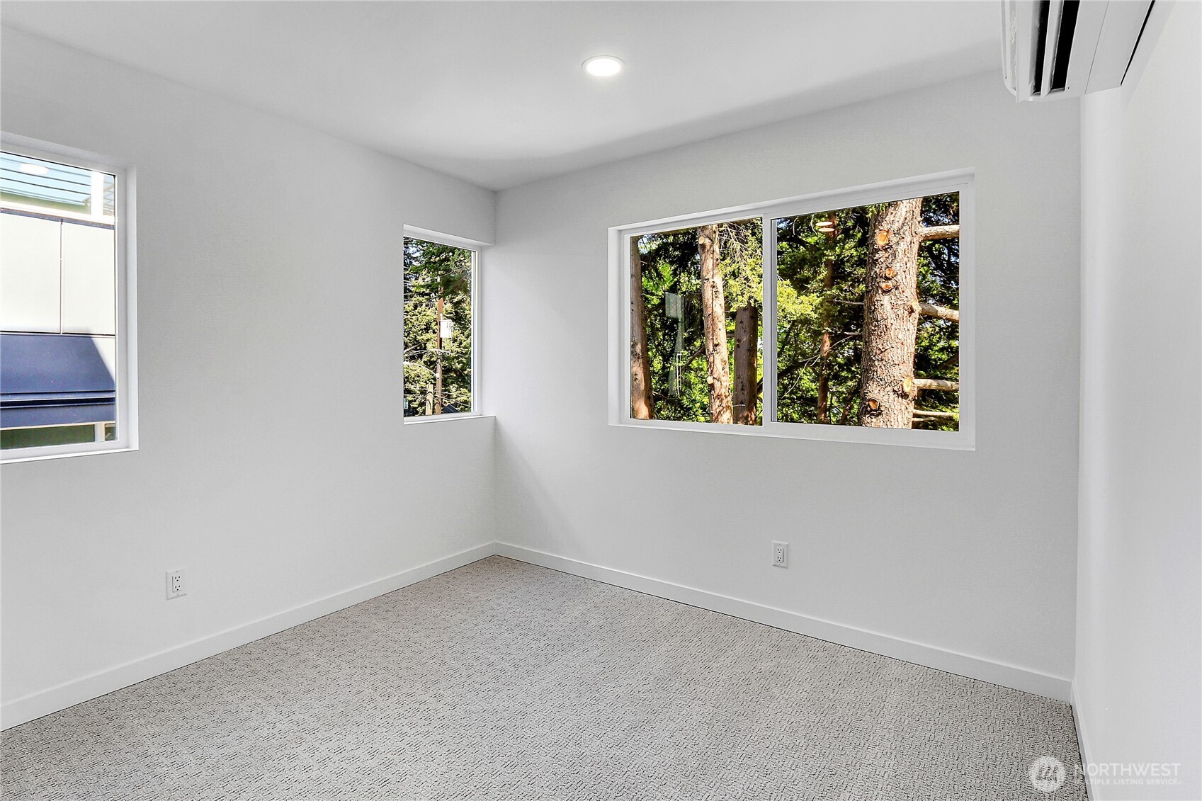 627 A W Emerson Street Property Photo 25