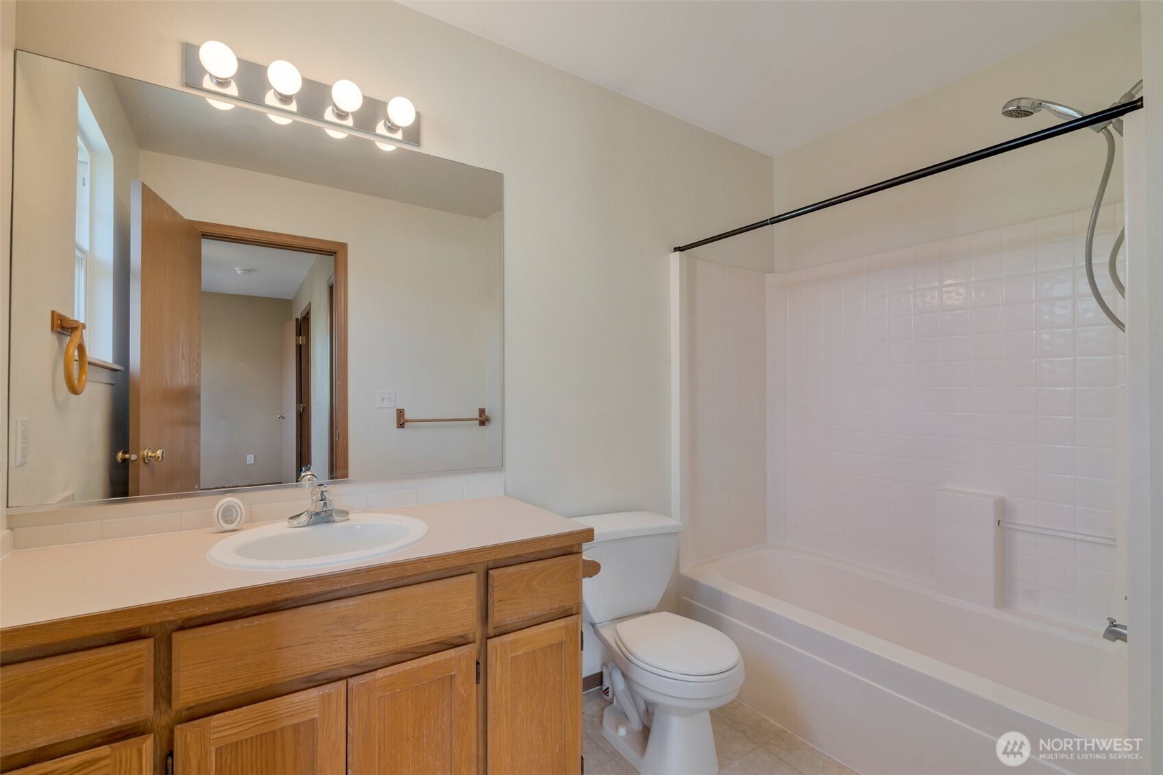 4141 Ingleside Loop Property Photo 14