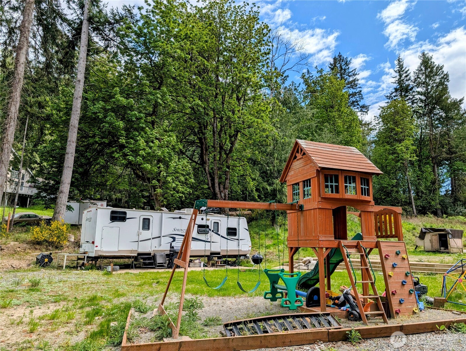 16402 Hoff Road Property Photo