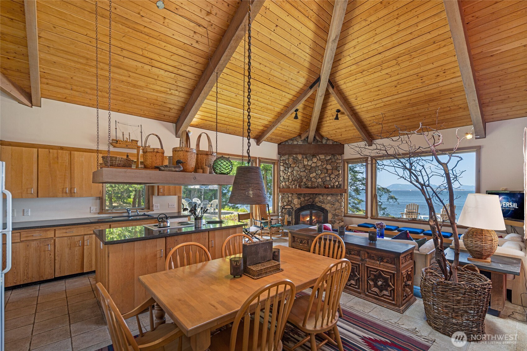 30 Smugglers Rowe Property Photo 6