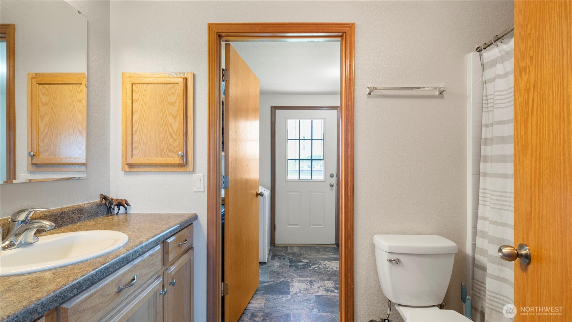 398 Balm St. Property Photo 14