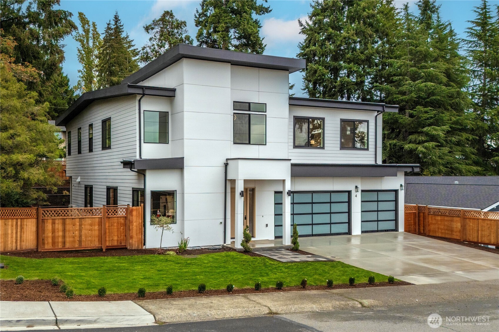 2 151st Place Property Photo 1