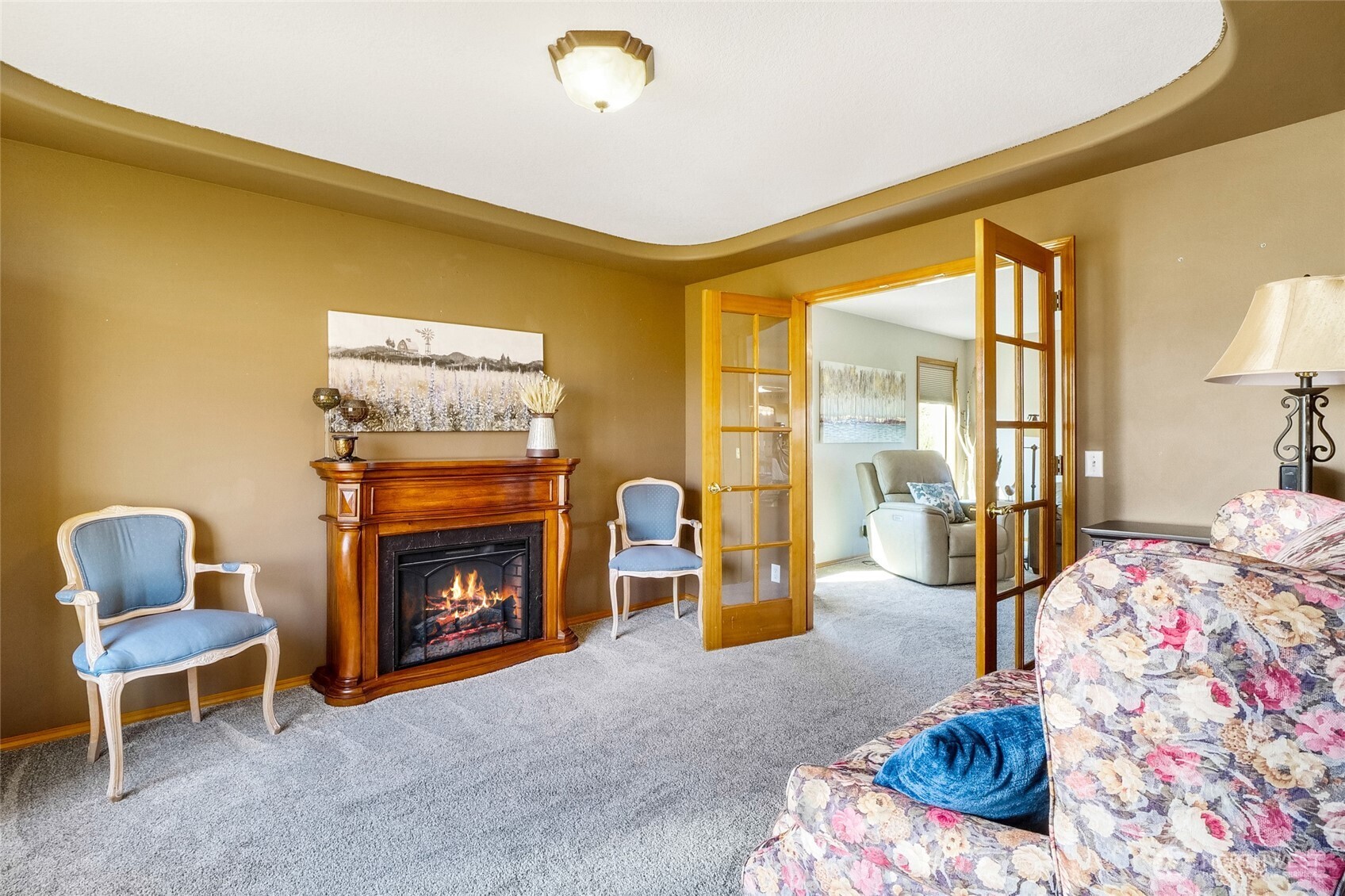4114 Shorecrest Drive Property Photo 4
