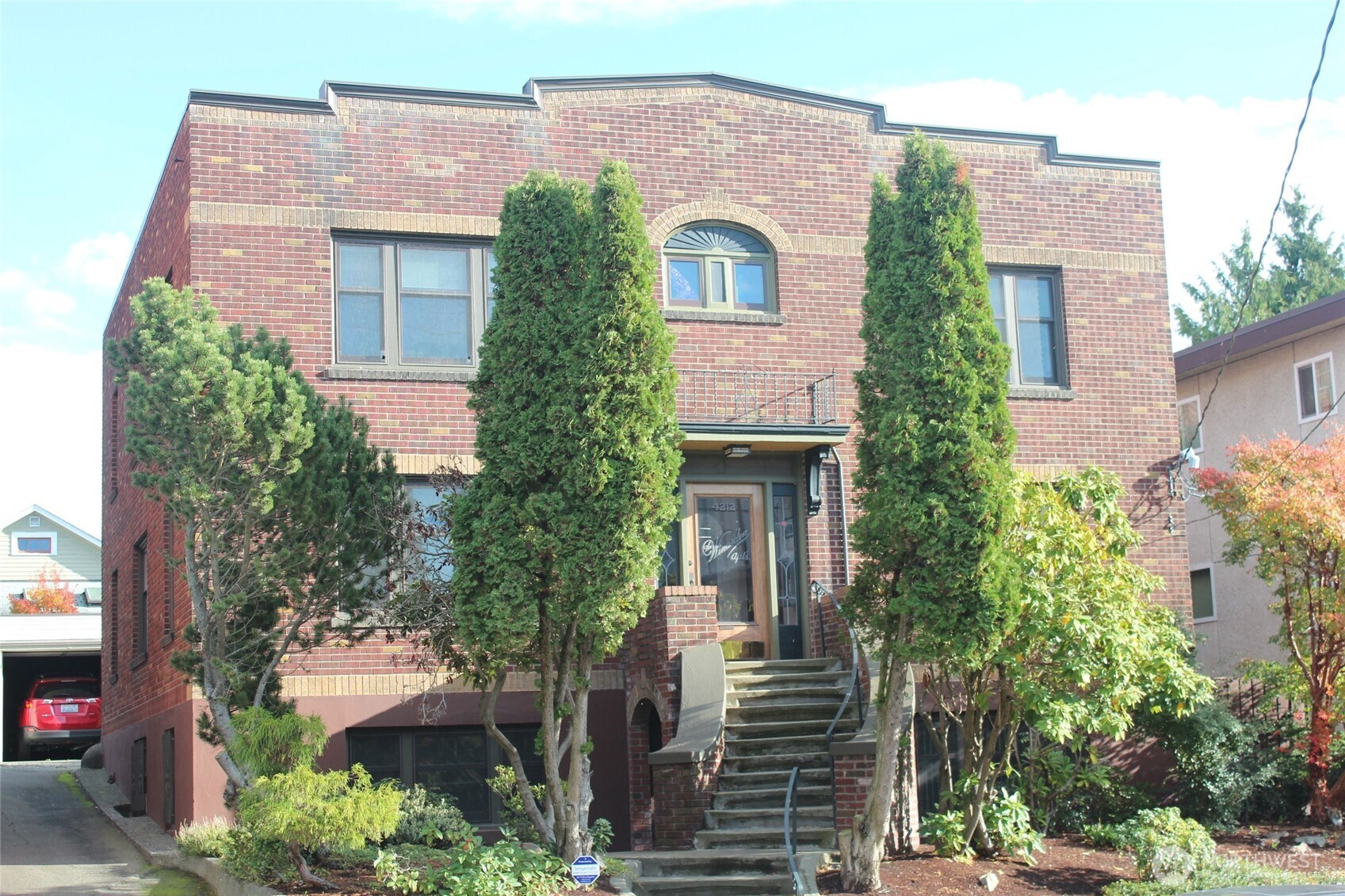 4212 Phinney Avenue Property Photo