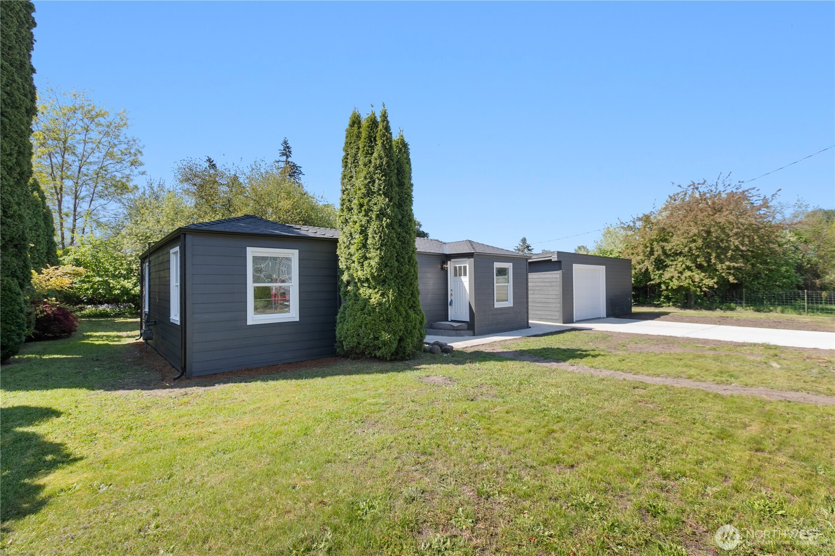 1114 Maybell Street Property Photo 1