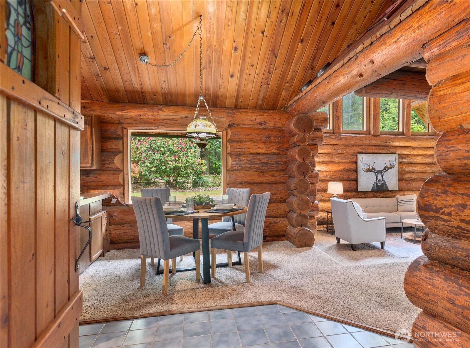 1321 E Smith Road Property Photo 3