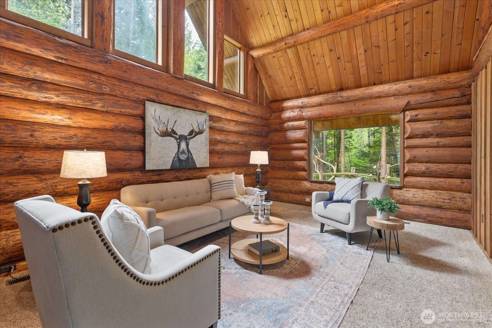 1321 E Smith Road Property Photo 4