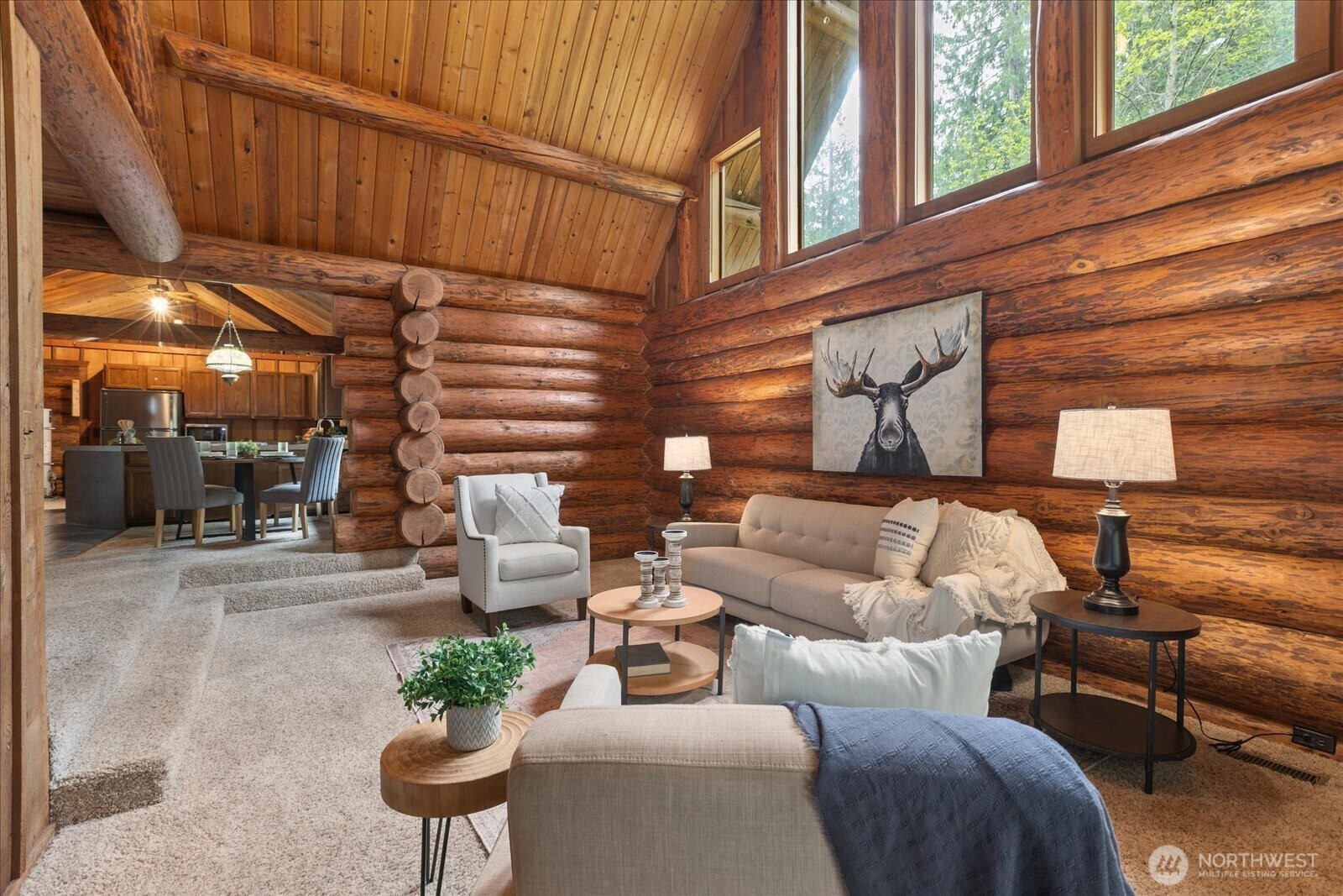 1321 E Smith Road Property Photo 5