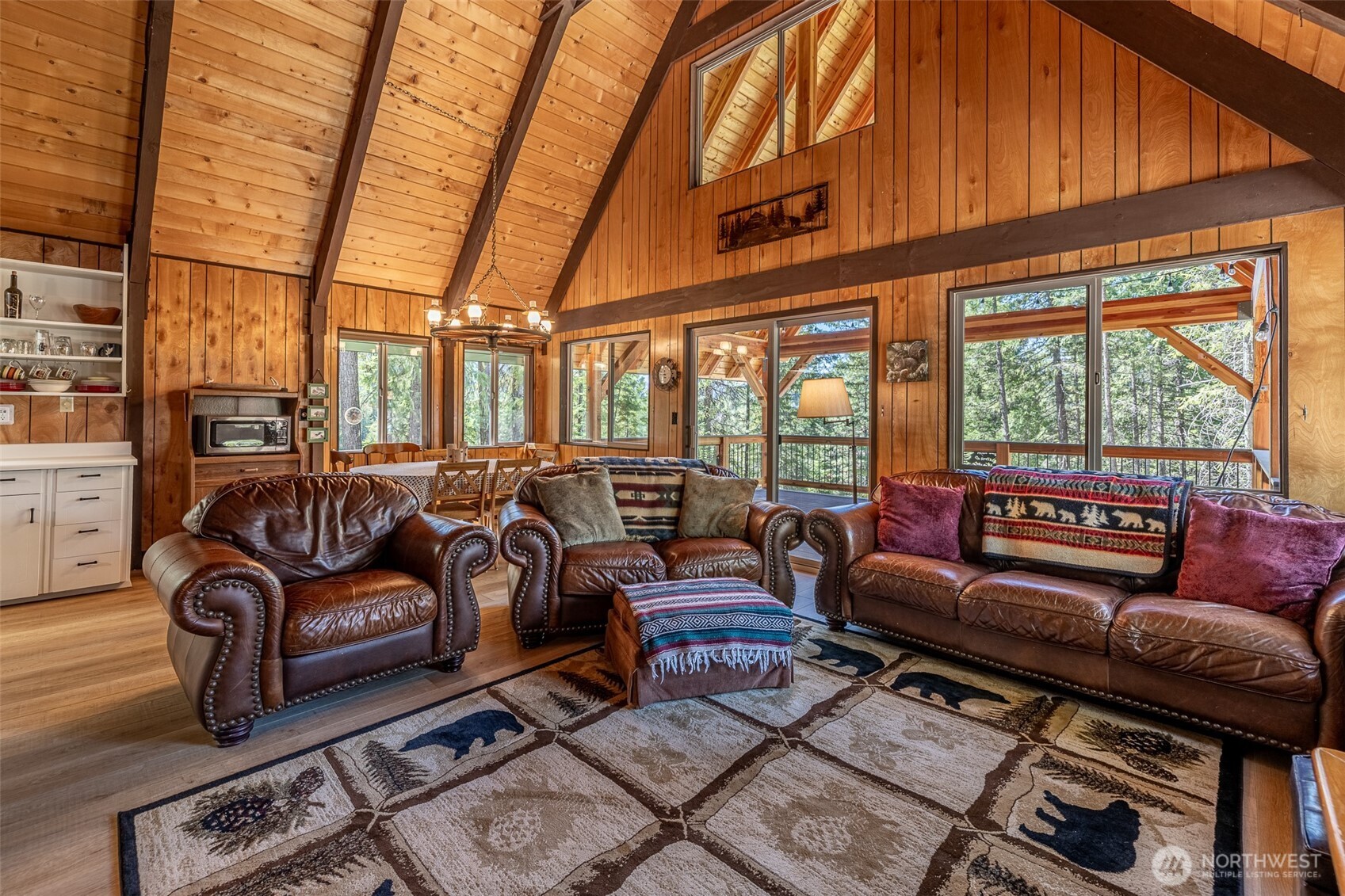2684 Cedar Crest Property Photo 13