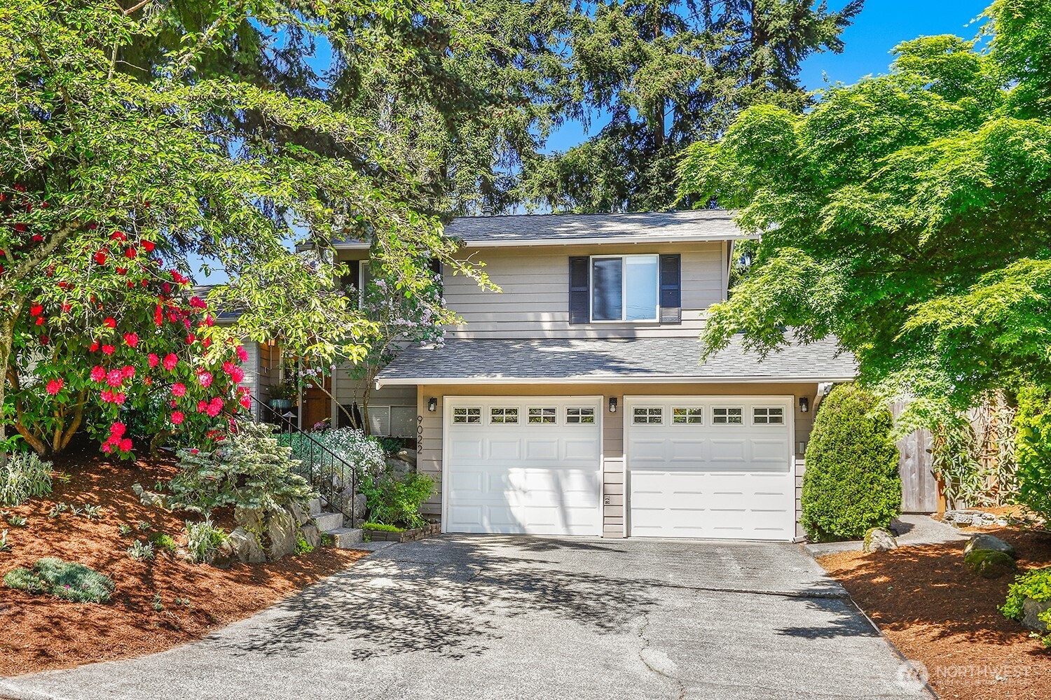 9022 Ne 132nd Place Property Photo 1