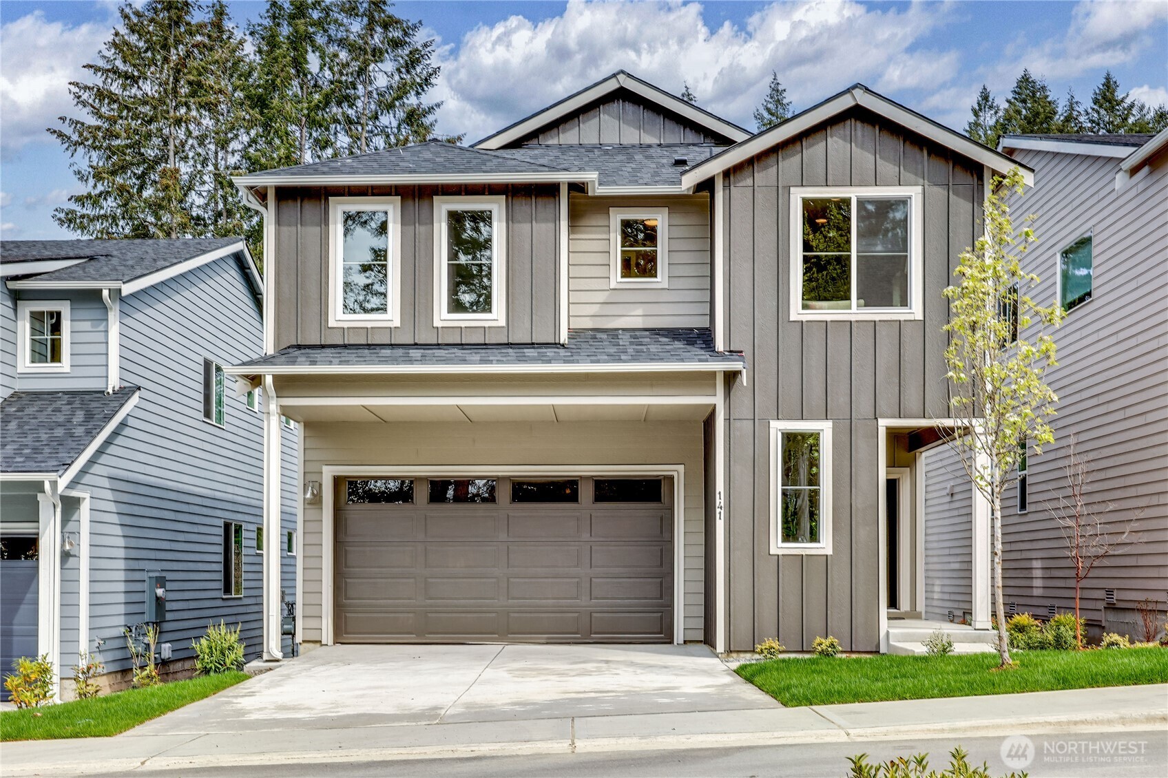 142 Ne Shadowhawk Lane Property Photo