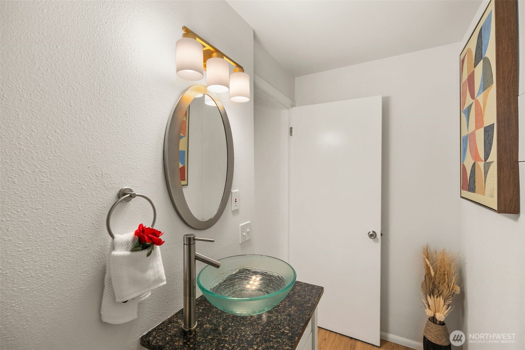 3131 110 Street Property Photo 18