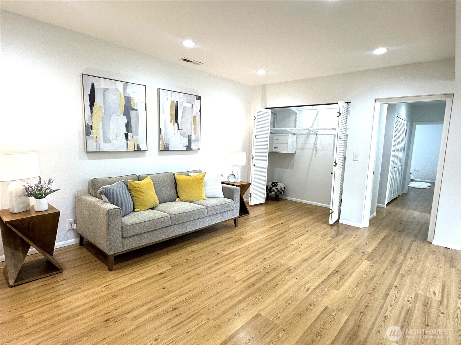 3131 110 Street Property Photo 19