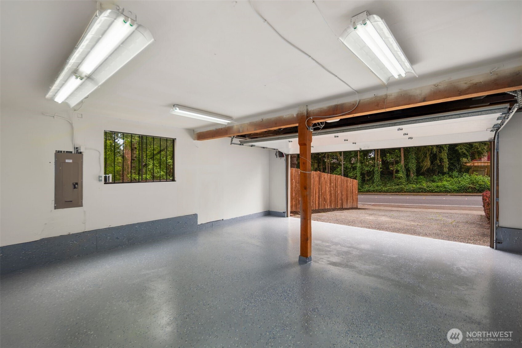 3131 110 Street Property Photo 22