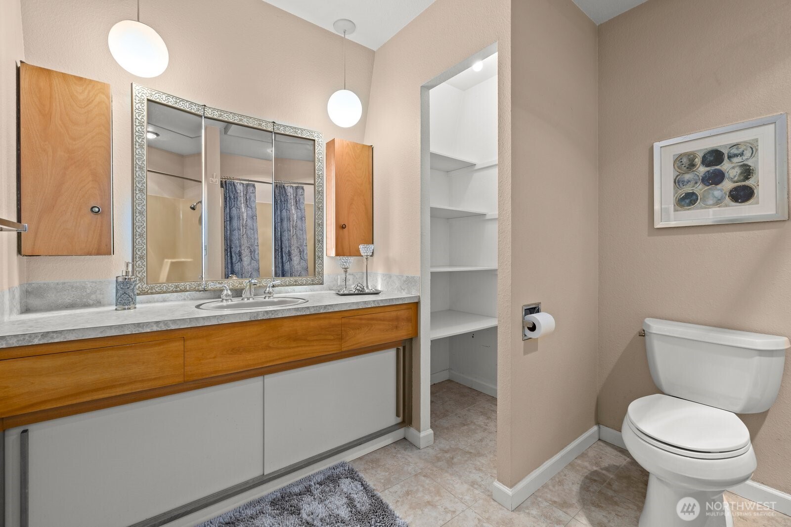 2727 36th Avenue Property Photo 13