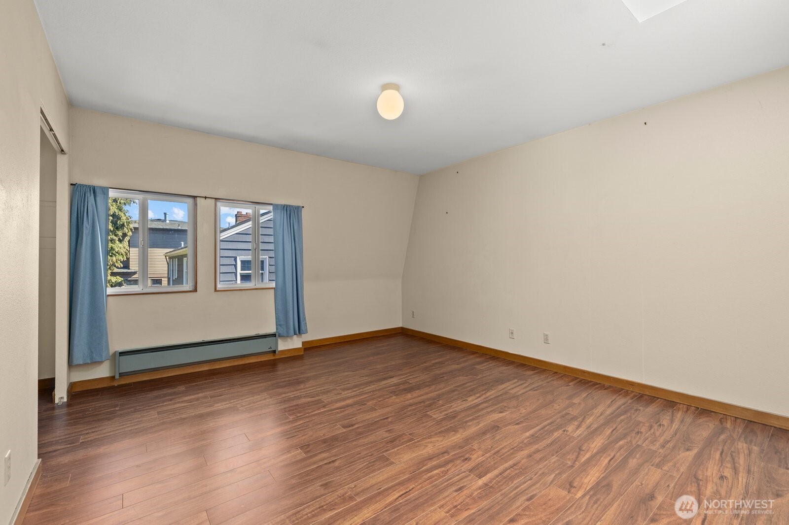2727 36th Avenue Property Photo 16