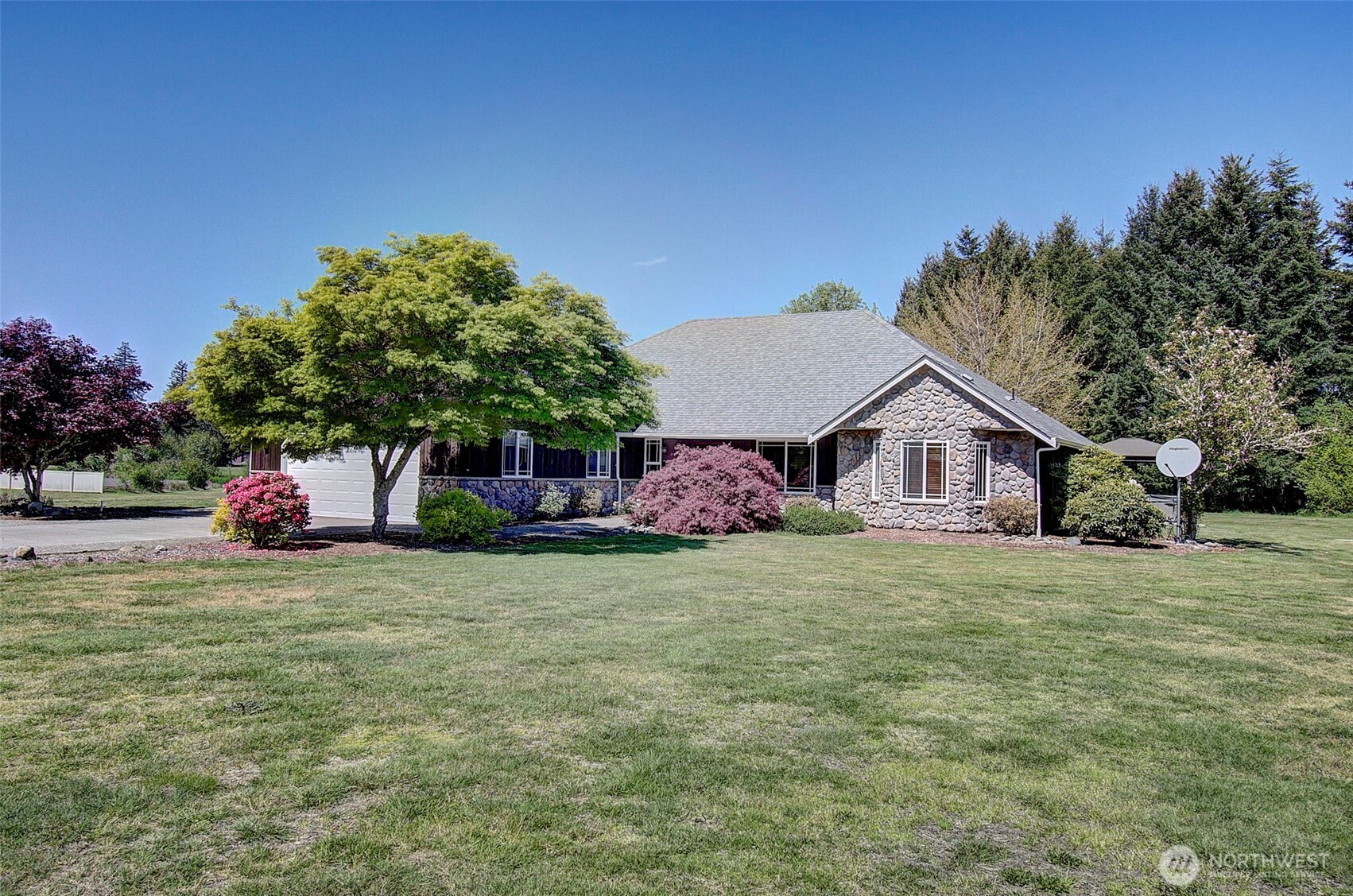 461 35 E Avery Road Property Photo 1