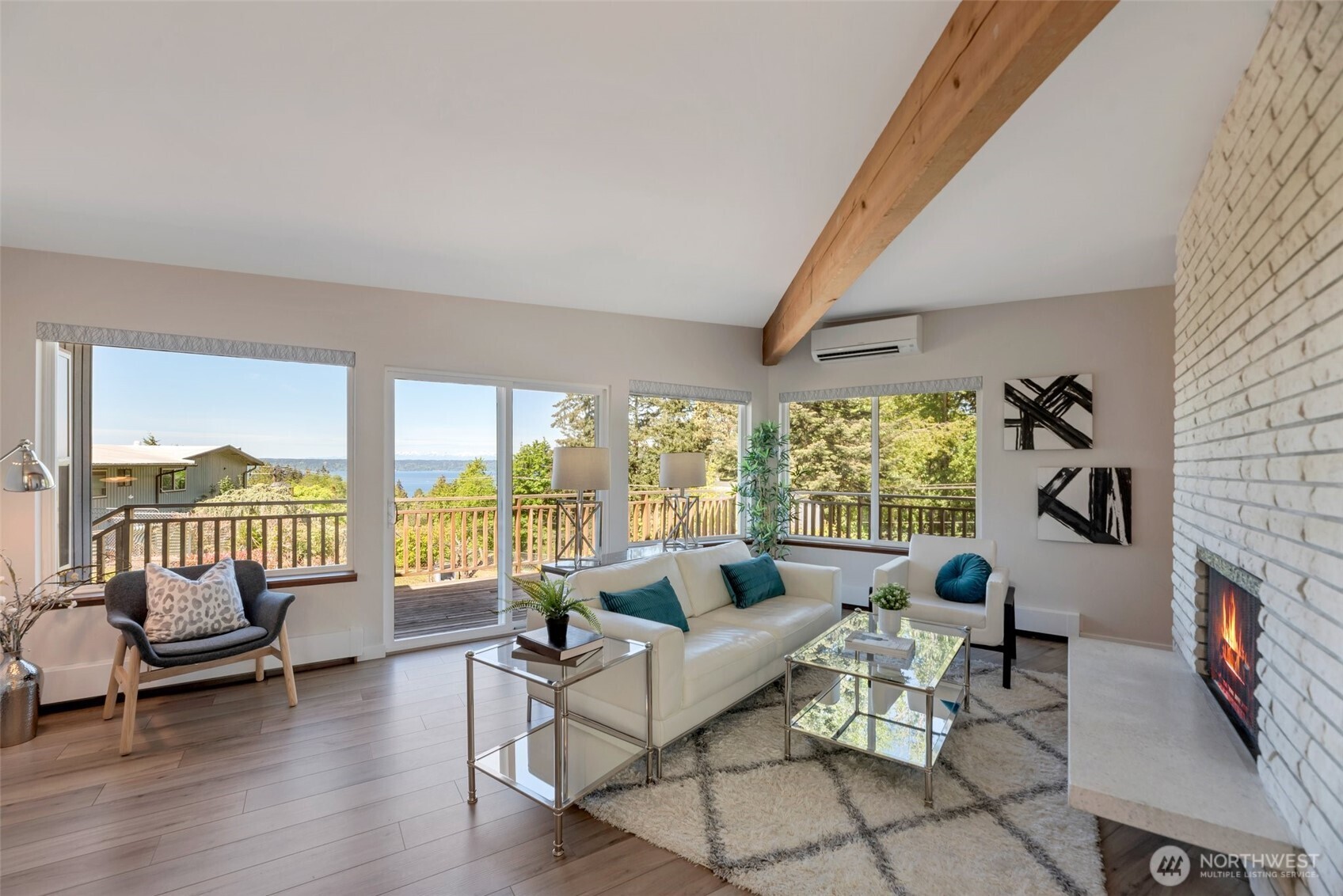 18215 3rd Place Property Photo
