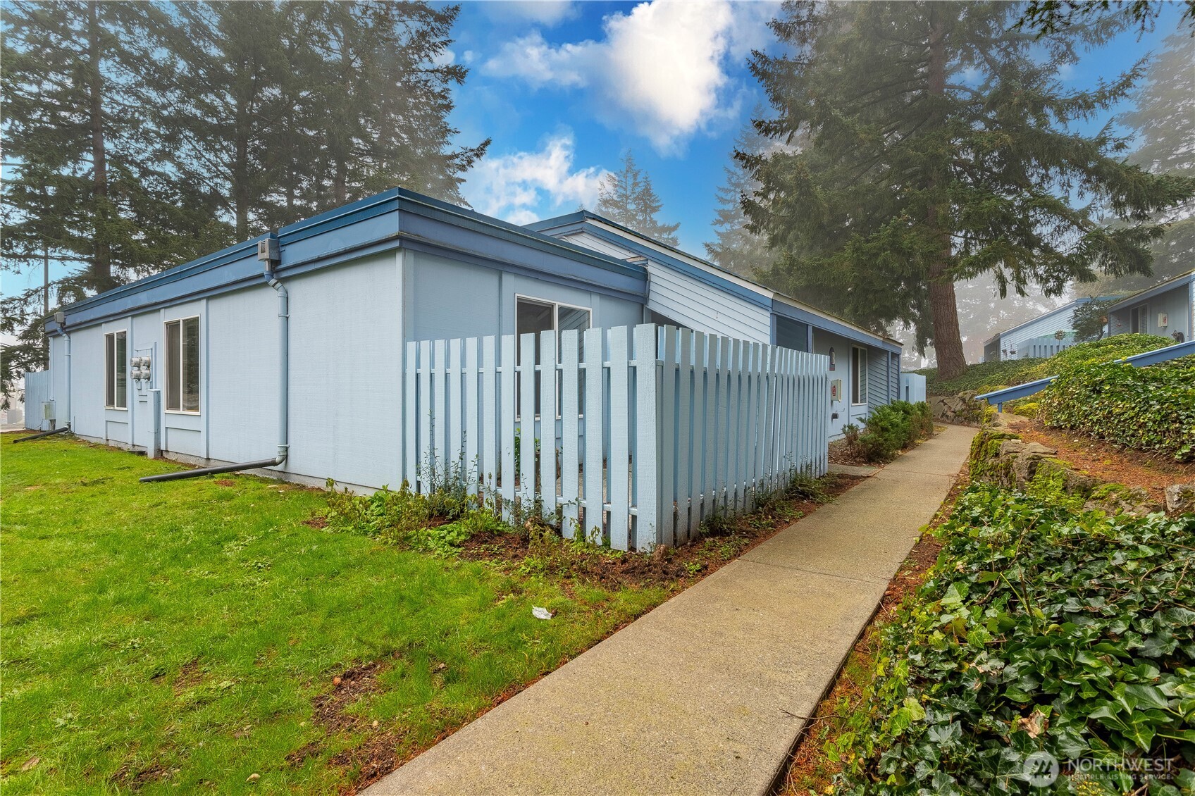 4308 Ne Sunset Boulevard B5 Property Photo 1