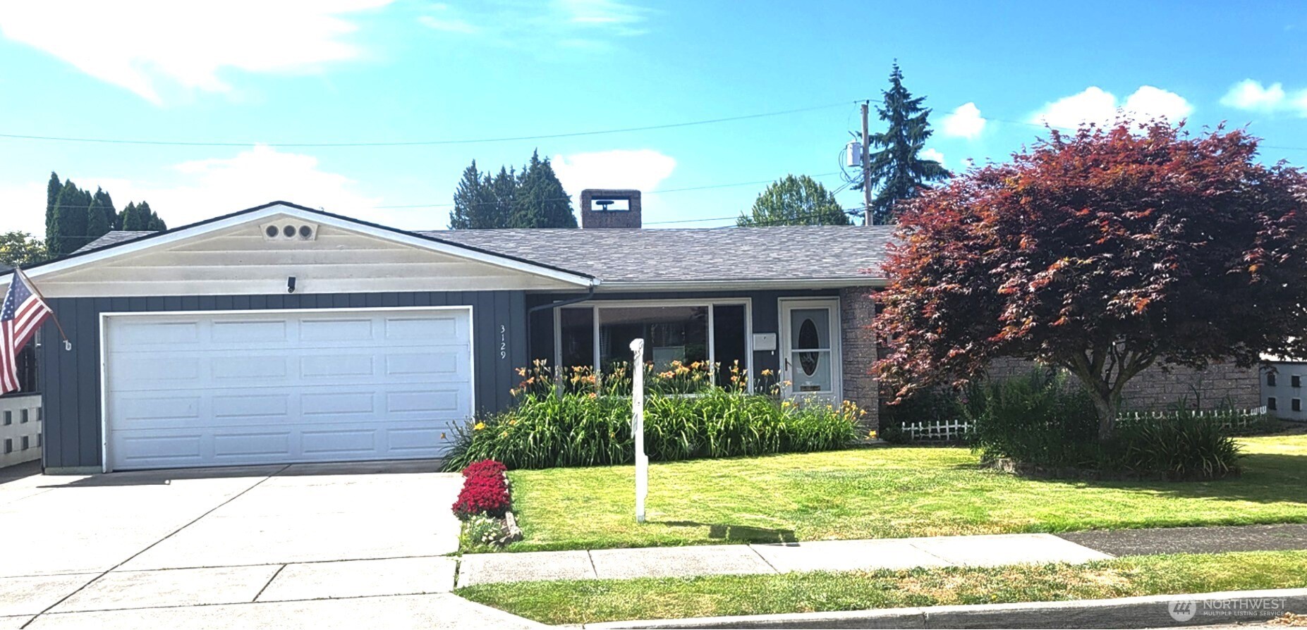 3129 Hudson Street Property Photo 1