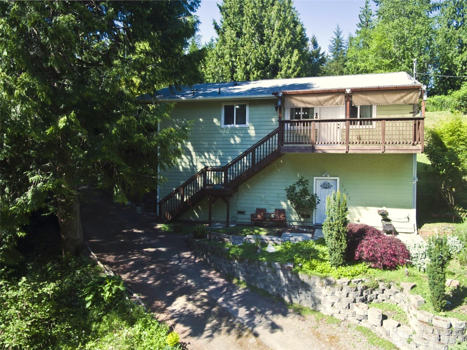 5772 Ne Spruce Drive Property Photo 2