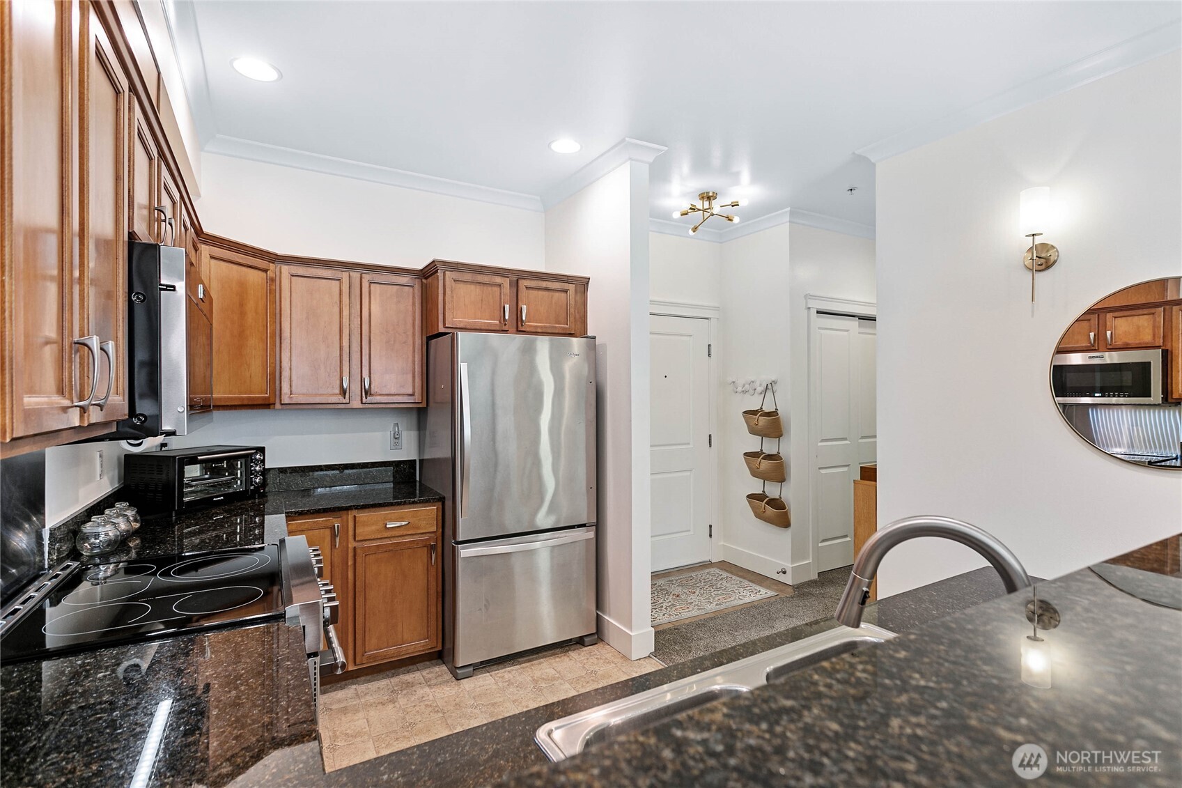 1015 Railroad Avenue 405 Property Photo 5