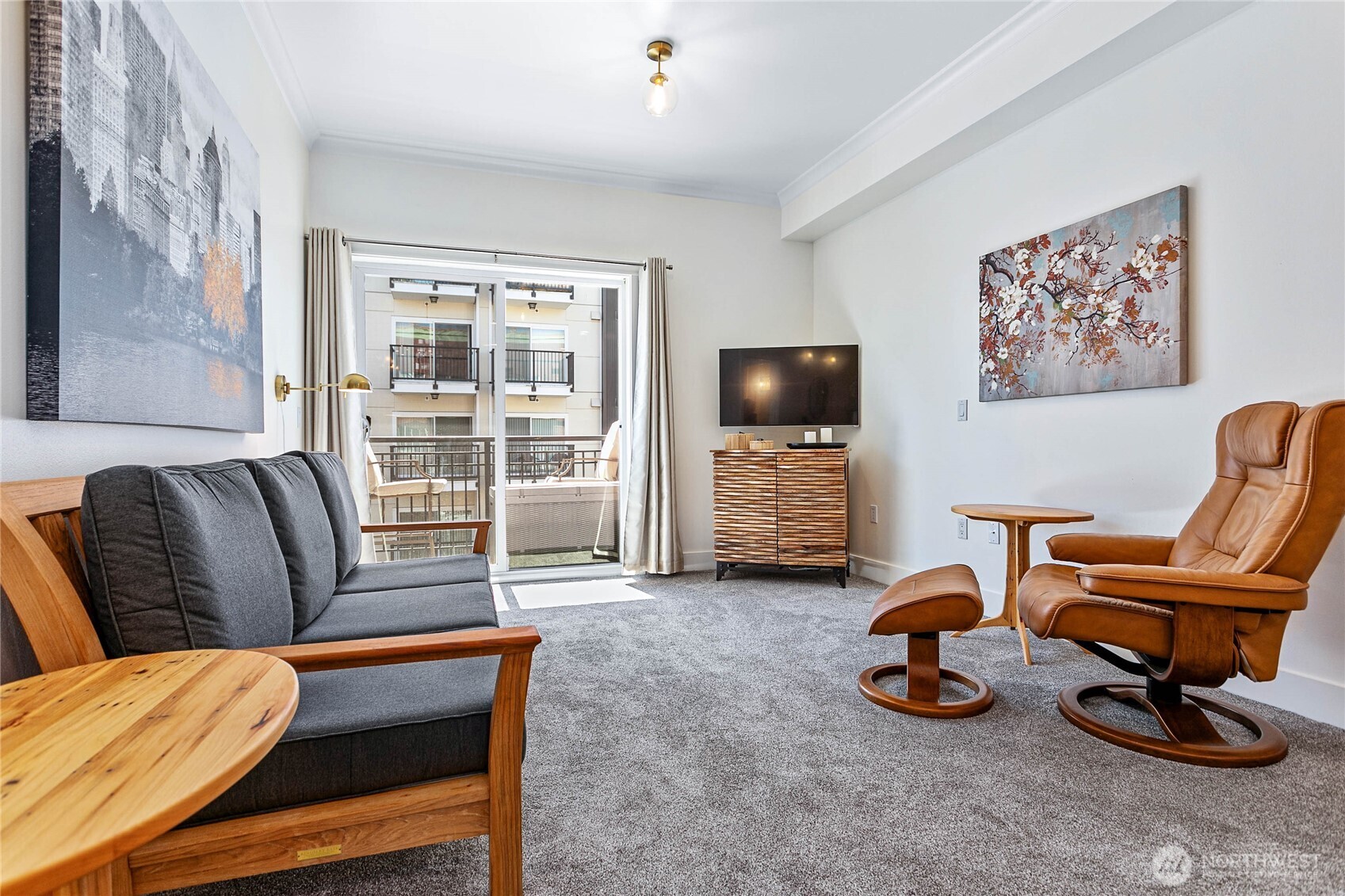 1015 Railroad Avenue 405 Property Photo 9